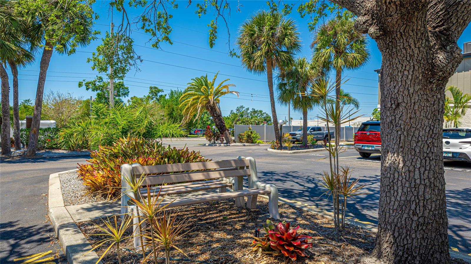 4001 BENEVA RD #305, SARASOTA, FL, 34233