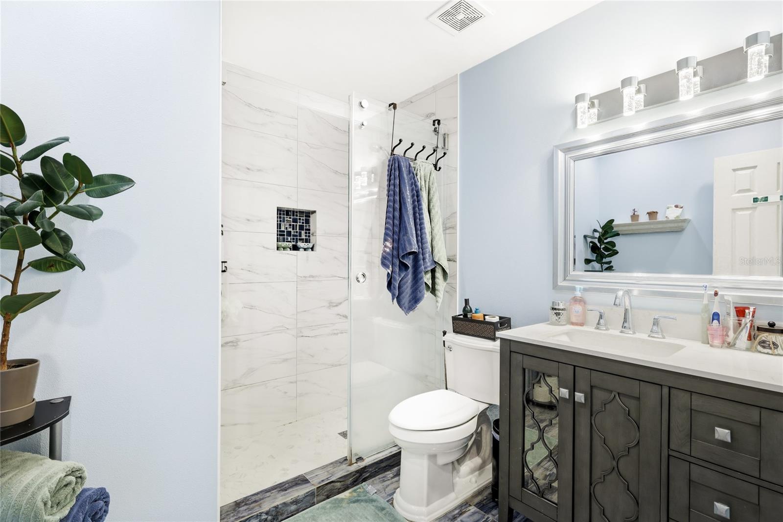 4001 BENEVA RD #305, SARASOTA, FL, 34233