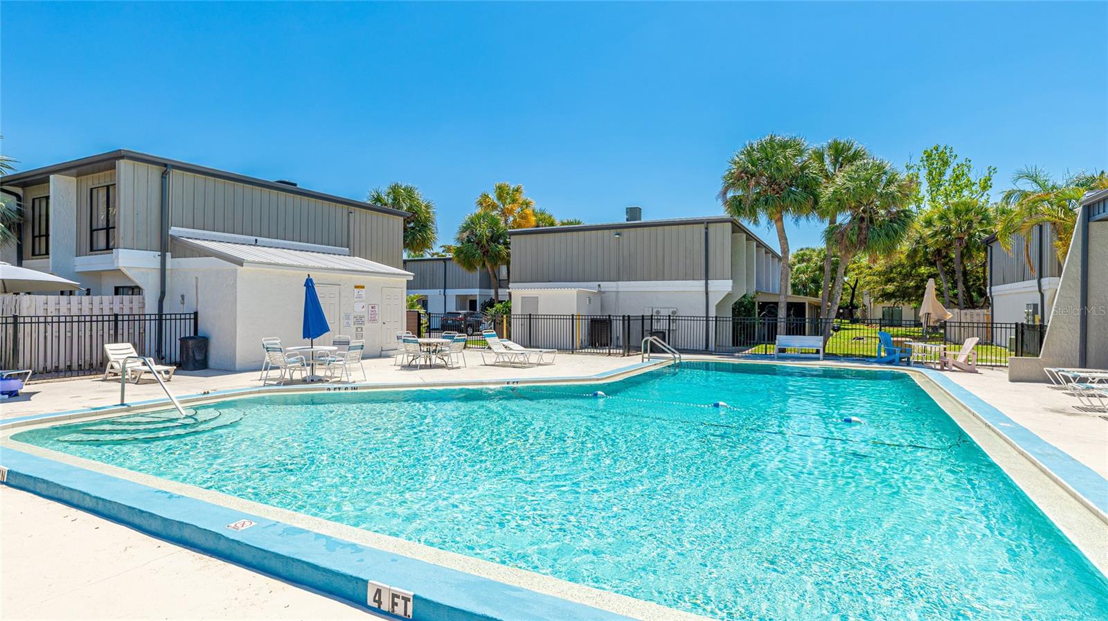 4001 BENEVA RD #305, SARASOTA, FL, 34233