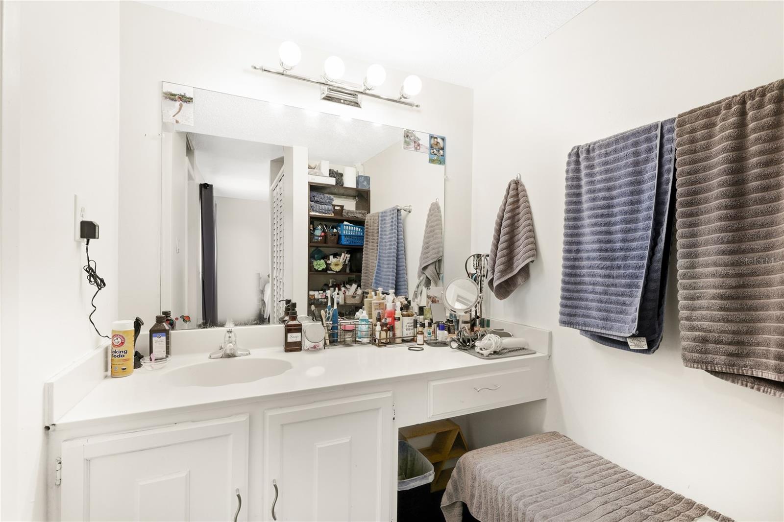 4001 BENEVA RD #305, SARASOTA, FL, 34233