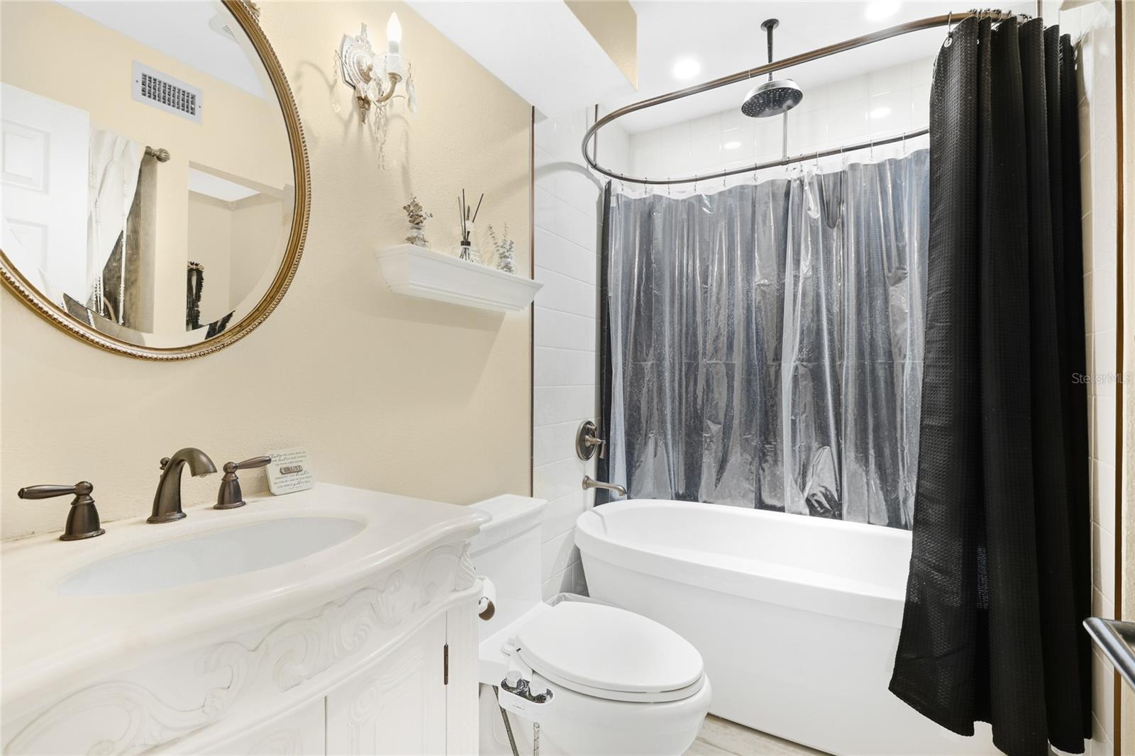 4001 BENEVA RD #305, SARASOTA, FL, 34233