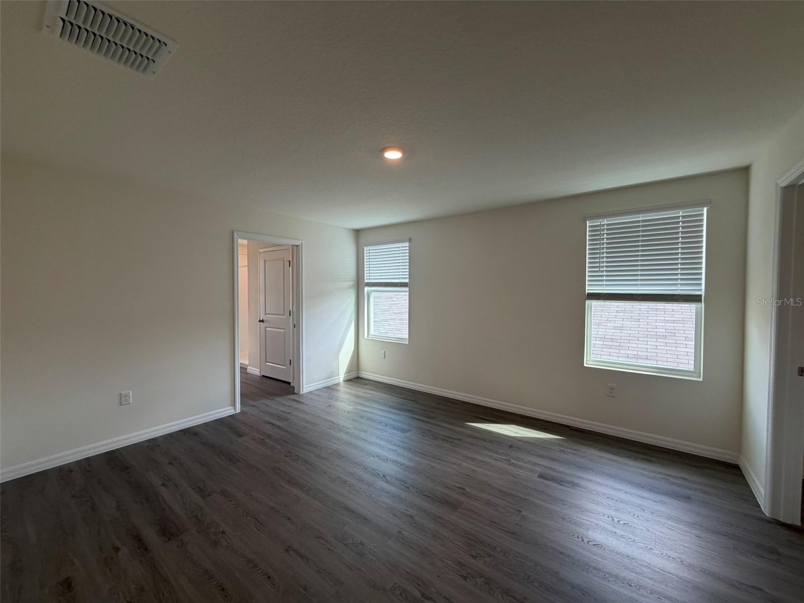 35991 SUNFLOWER HILL DR, ZEPHYRHILLS, FL, 33541