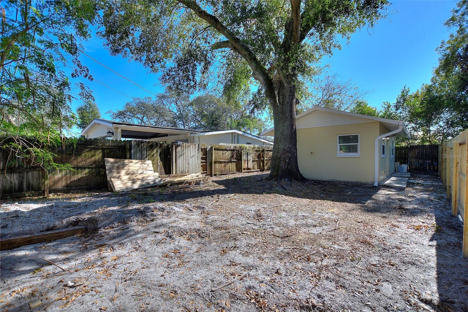 9807 N 19TH ST, TAMPA, FL, 33612