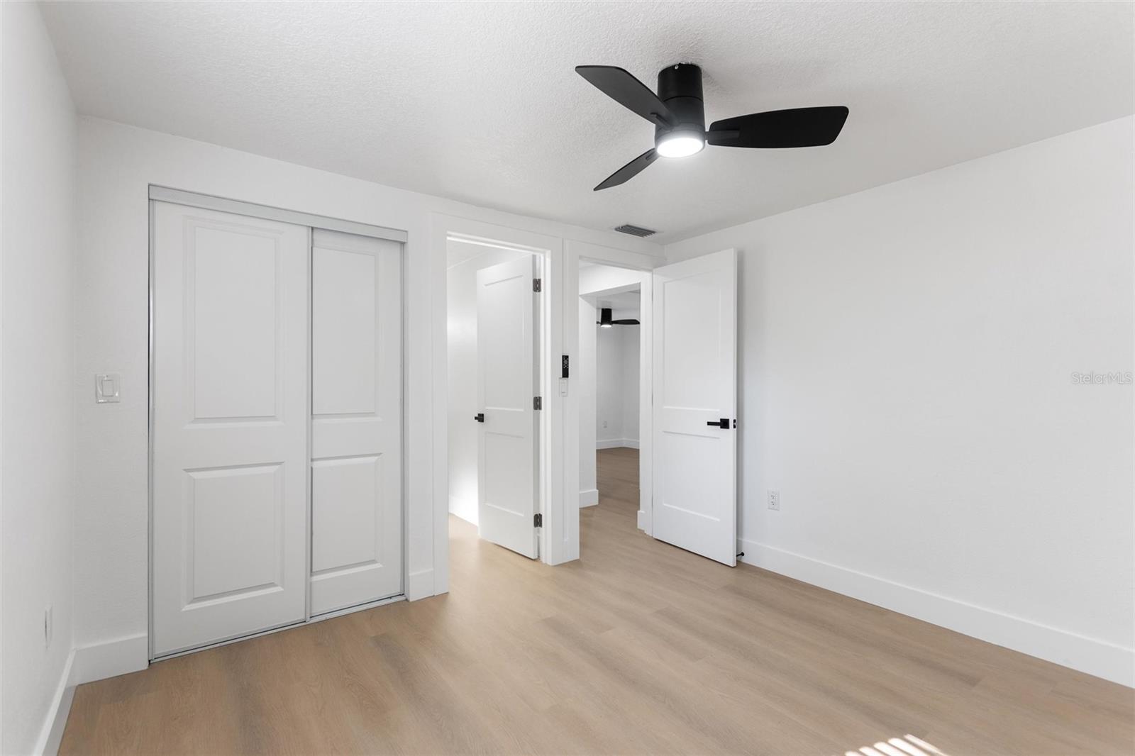 9807 N 19TH ST, TAMPA, FL, 33612