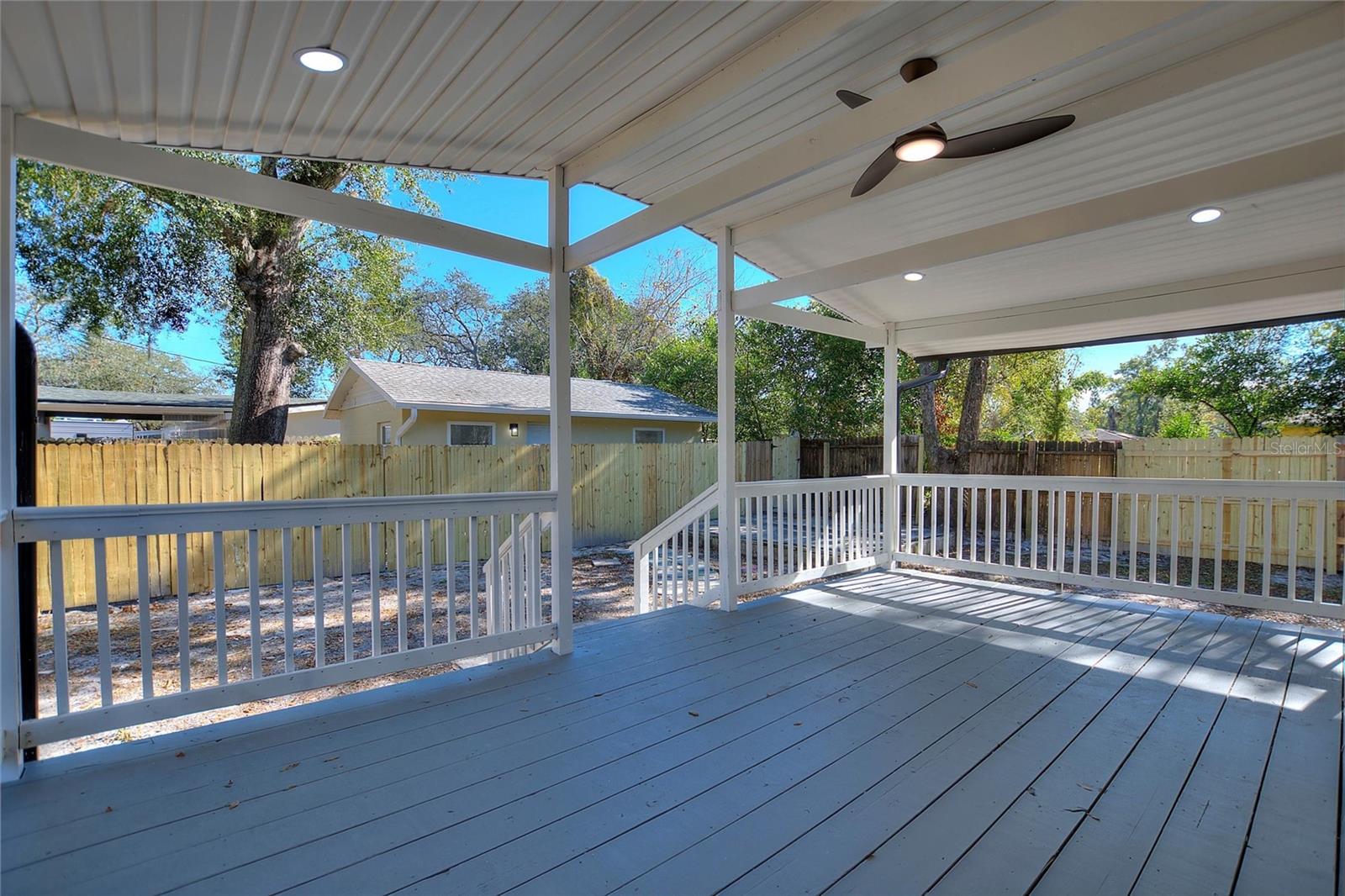 9807 N 19TH ST, TAMPA, FL, 33612