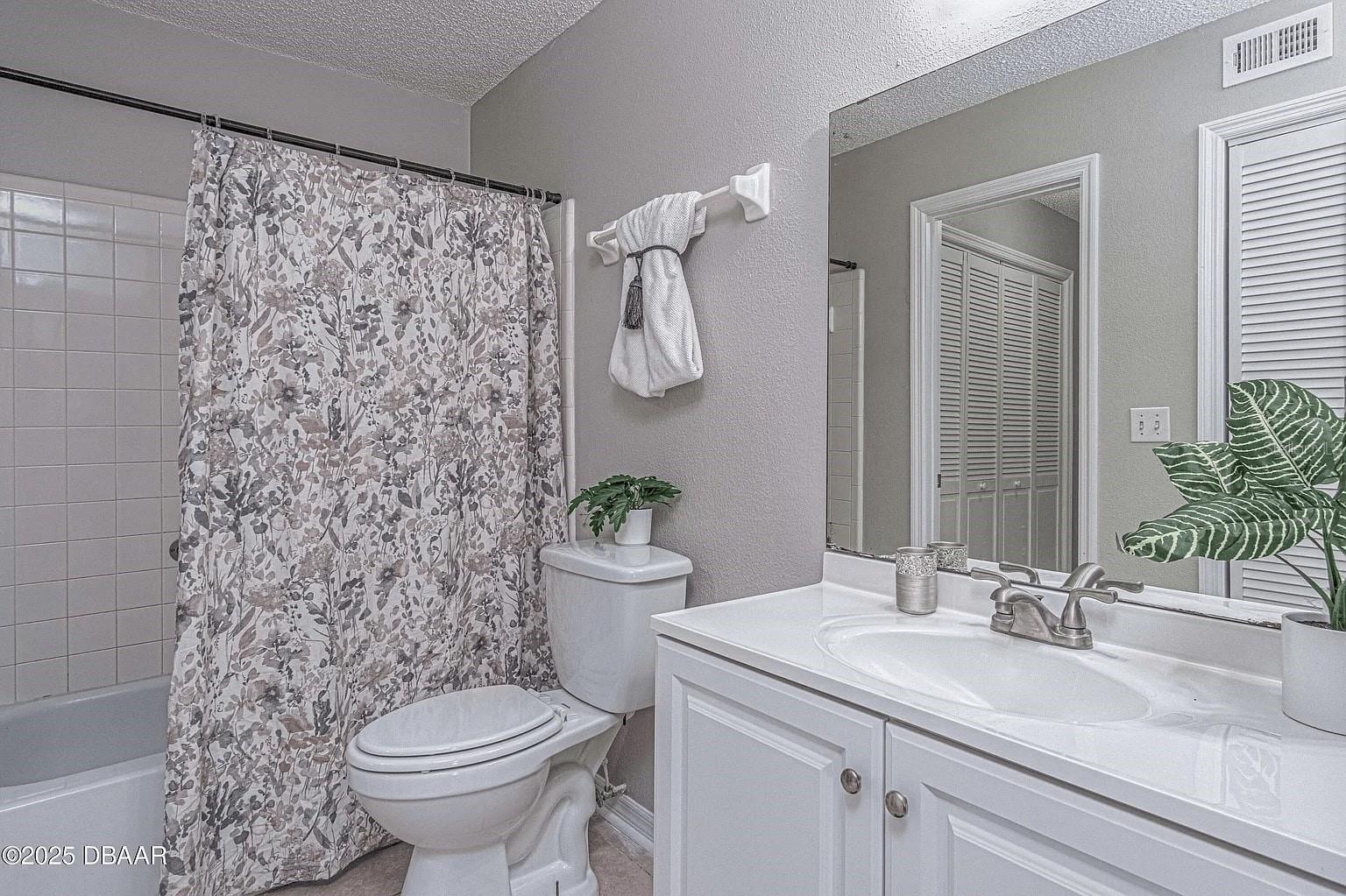 1600 BIG TREE RD #H4, SOUTH DAYTONA, FL, 32119