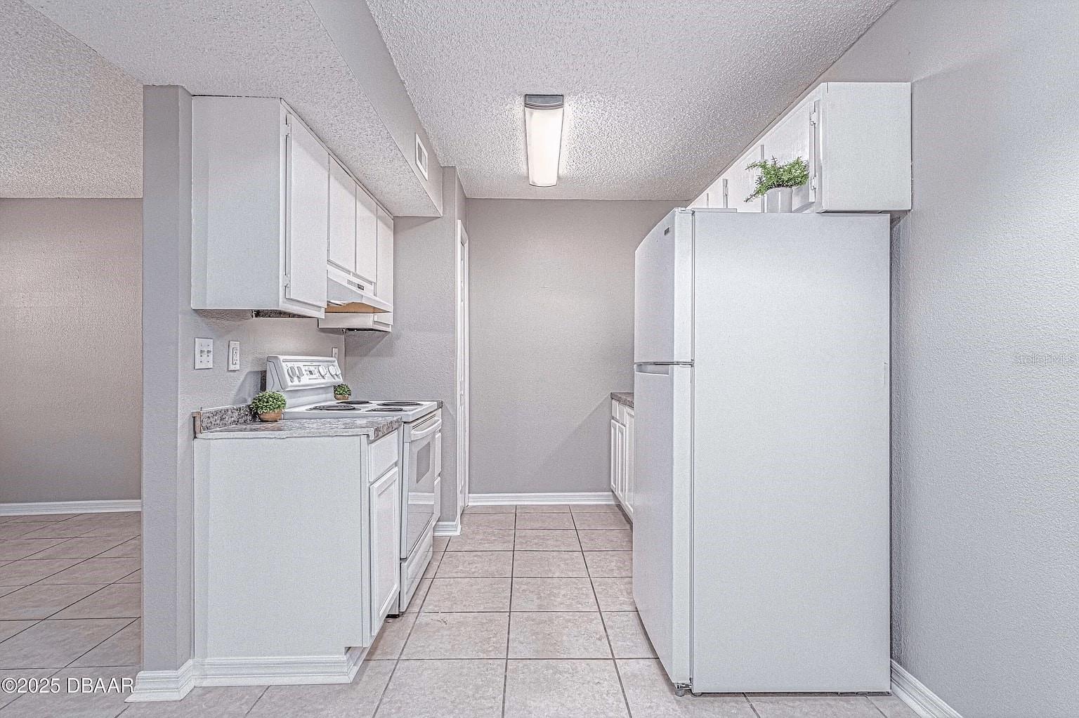 1600 BIG TREE RD #H4, SOUTH DAYTONA, FL, 32119