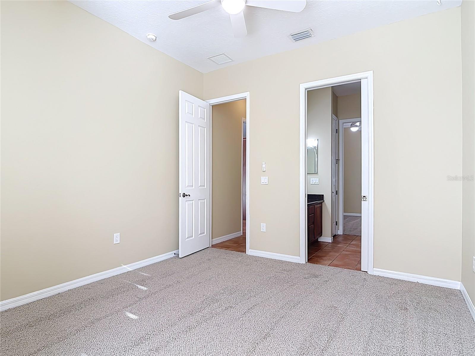 949 HAWK LNDG, FRUITLAND PARK, FL, 34731