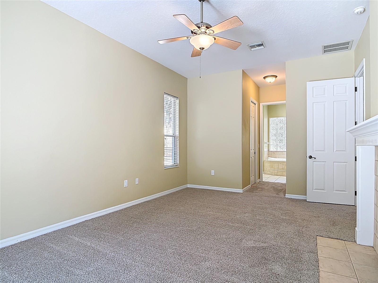 949 HAWK LNDG, FRUITLAND PARK, FL, 34731