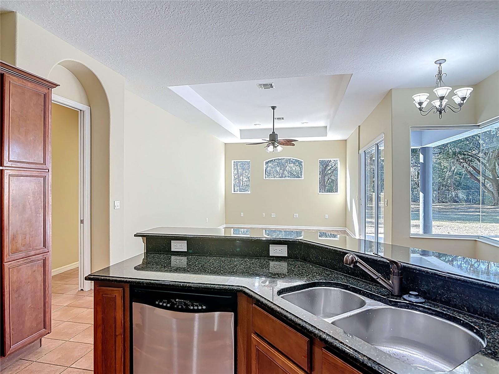 949 HAWK LNDG, FRUITLAND PARK, FL, 34731