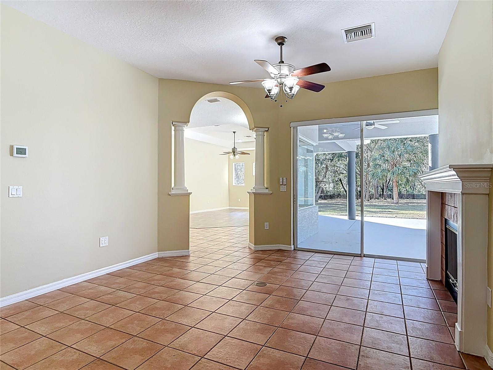 949 HAWK LNDG, FRUITLAND PARK, FL, 34731