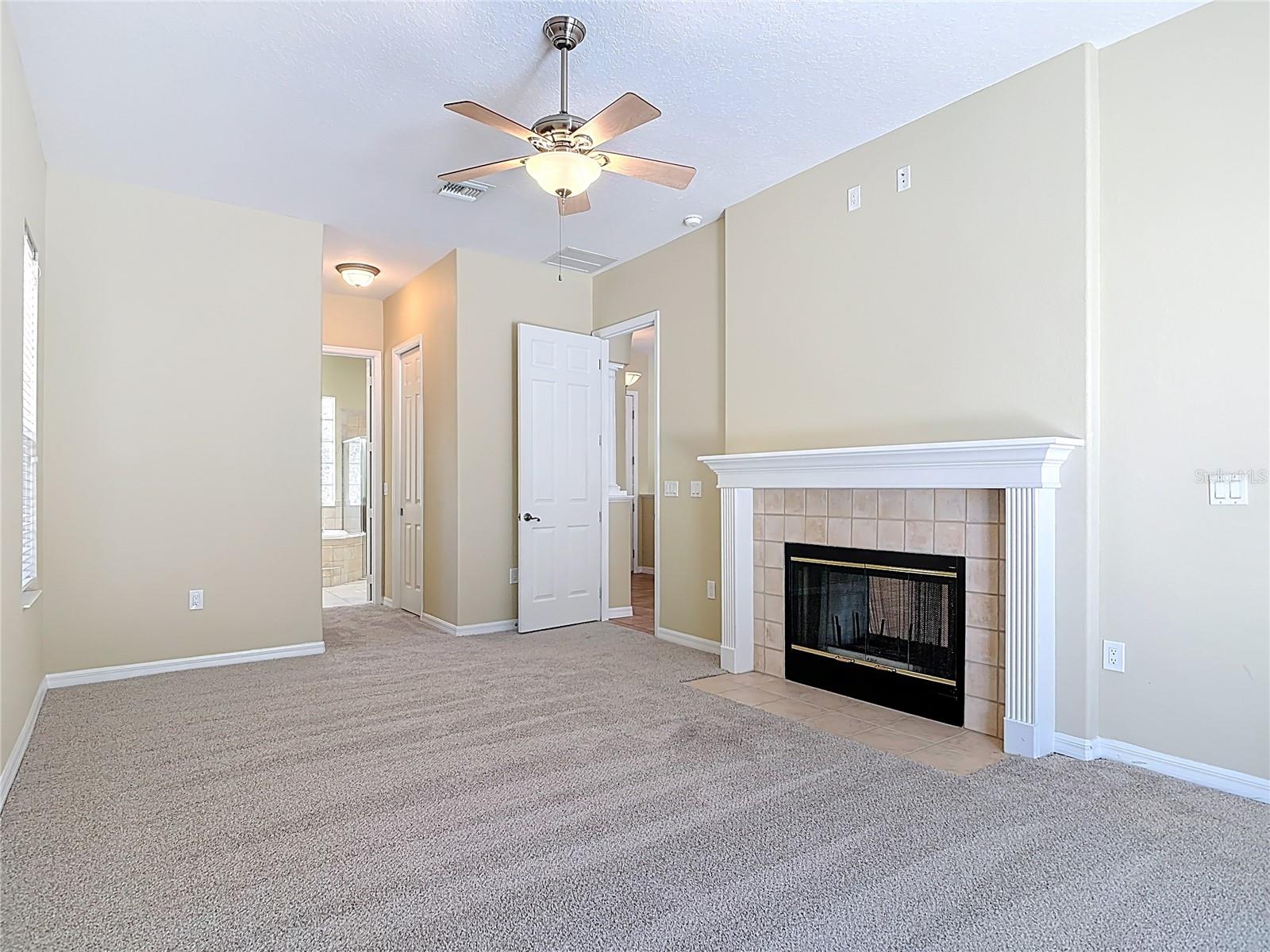 949 HAWK LNDG, FRUITLAND PARK, FL, 34731