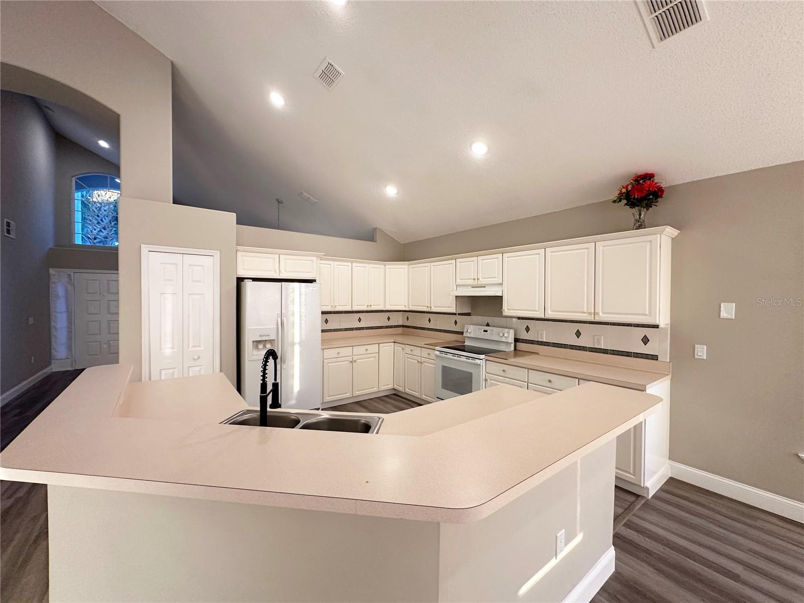 14912 INDIGO LAKE DR, ORLANDO, FL, 32824