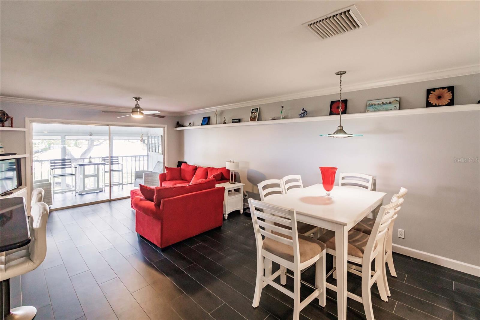 6053 E PEPPERTREE WAY #118, SARASOTA, FL, 34242