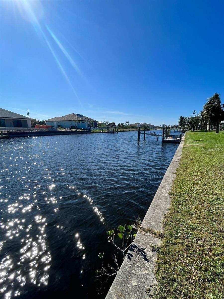 15674 MARGO CIR, PORT CHARLOTTE, FL, 33981