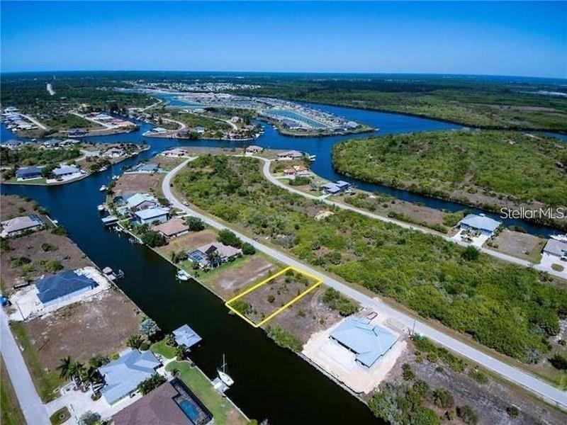 15674 MARGO CIR, PORT CHARLOTTE, FL, 33981