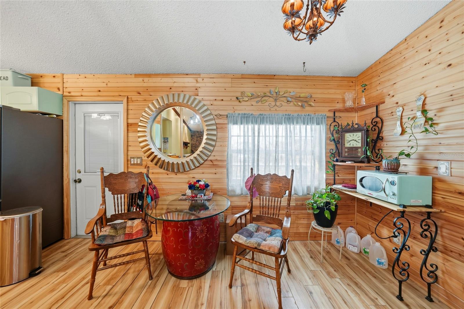 2213 NE 6TH PL, CAPE CORAL, FL, 33909