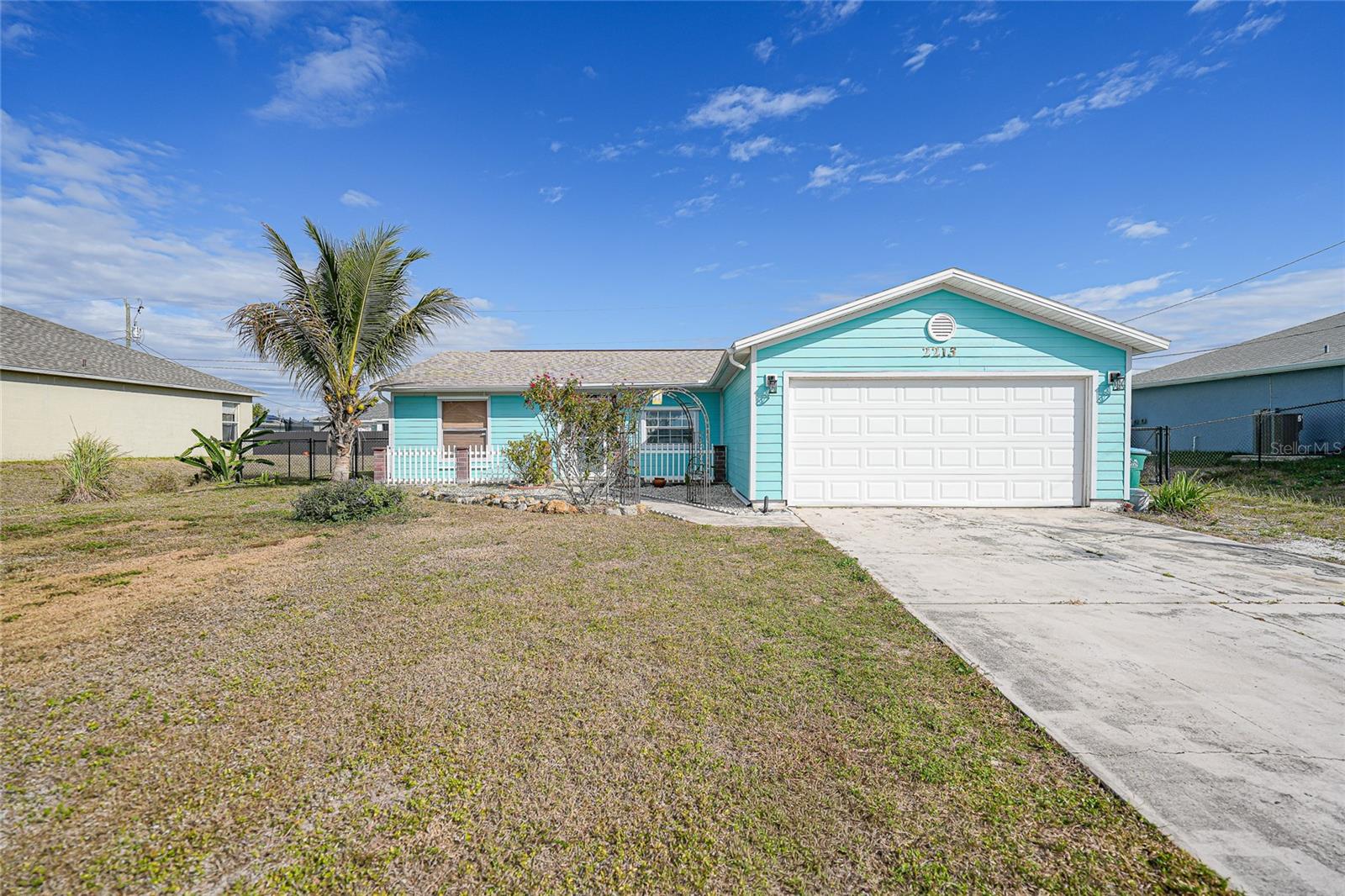 2213 NE 6TH PL, CAPE CORAL, FL, 33909