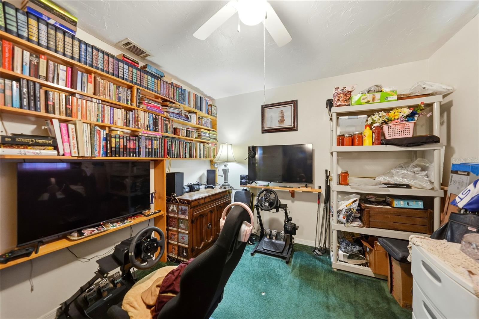 2213 NE 6TH PL, CAPE CORAL, FL, 33909