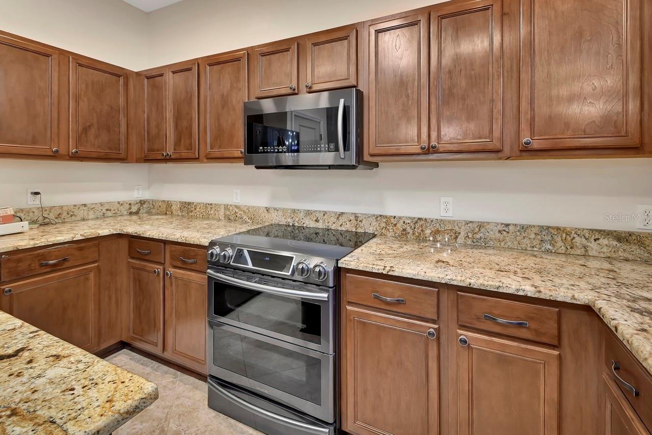 1221 BRAMLEY LN, DELAND, FL, 32720