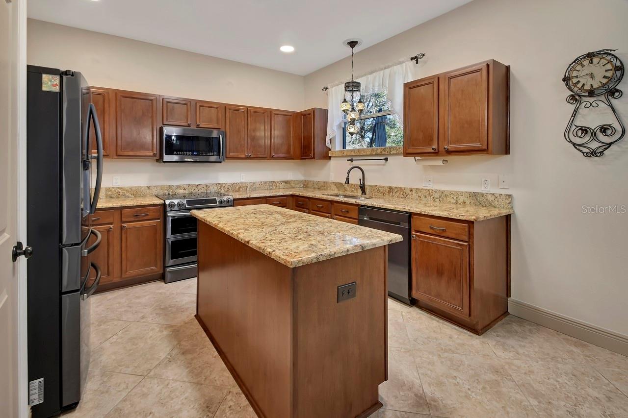 1221 BRAMLEY LN, DELAND, FL, 32720