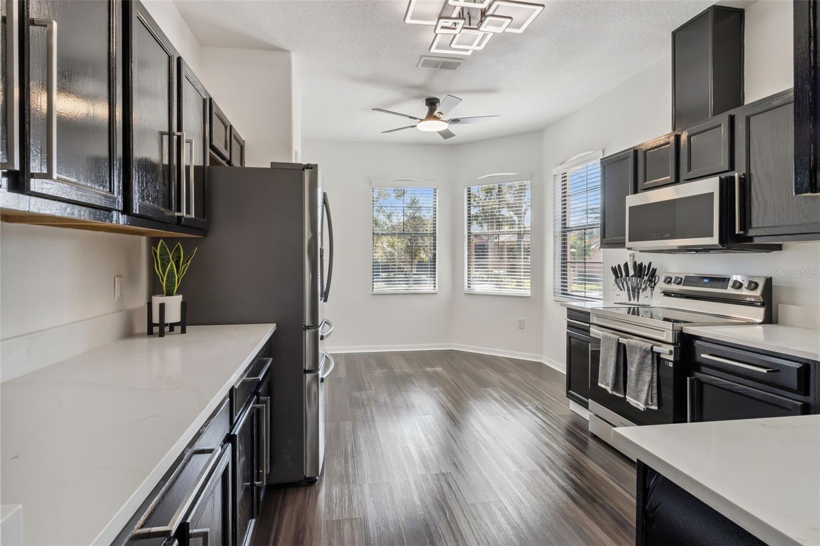 884 GRAND CANAL DR, KISSIMMEE, FL, 34759