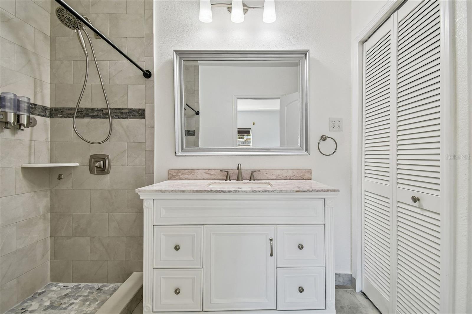 2109 OAKLAND DR, BRANDON, FL, 33510