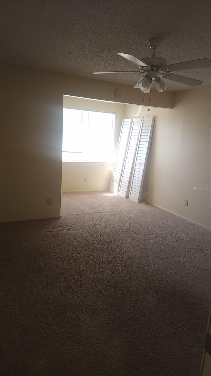 14460 REUTER STRASSE CIR #718, TAMPA, FL, 33613