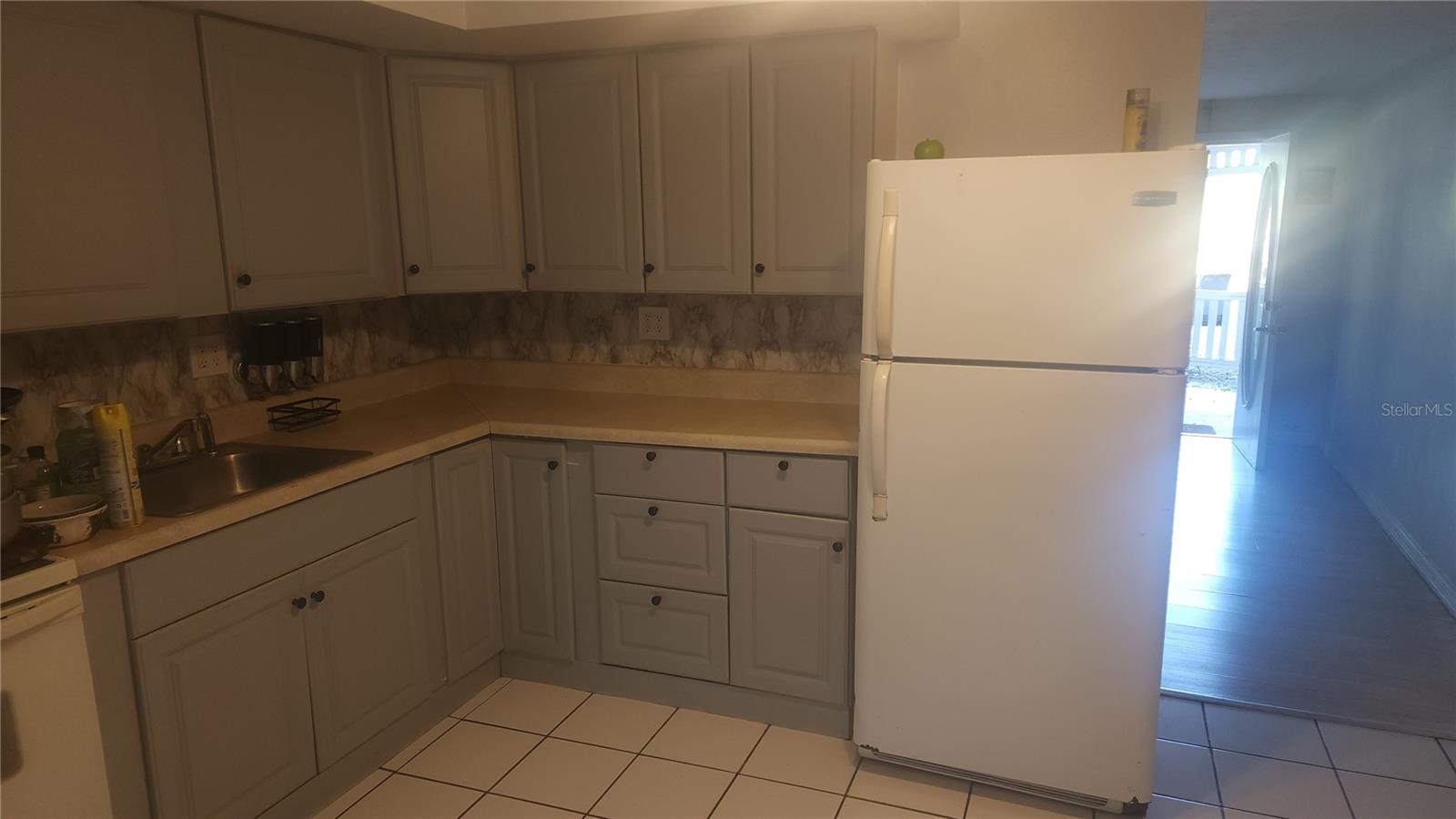 14460 REUTER STRASSE CIR #718, TAMPA, FL, 33613