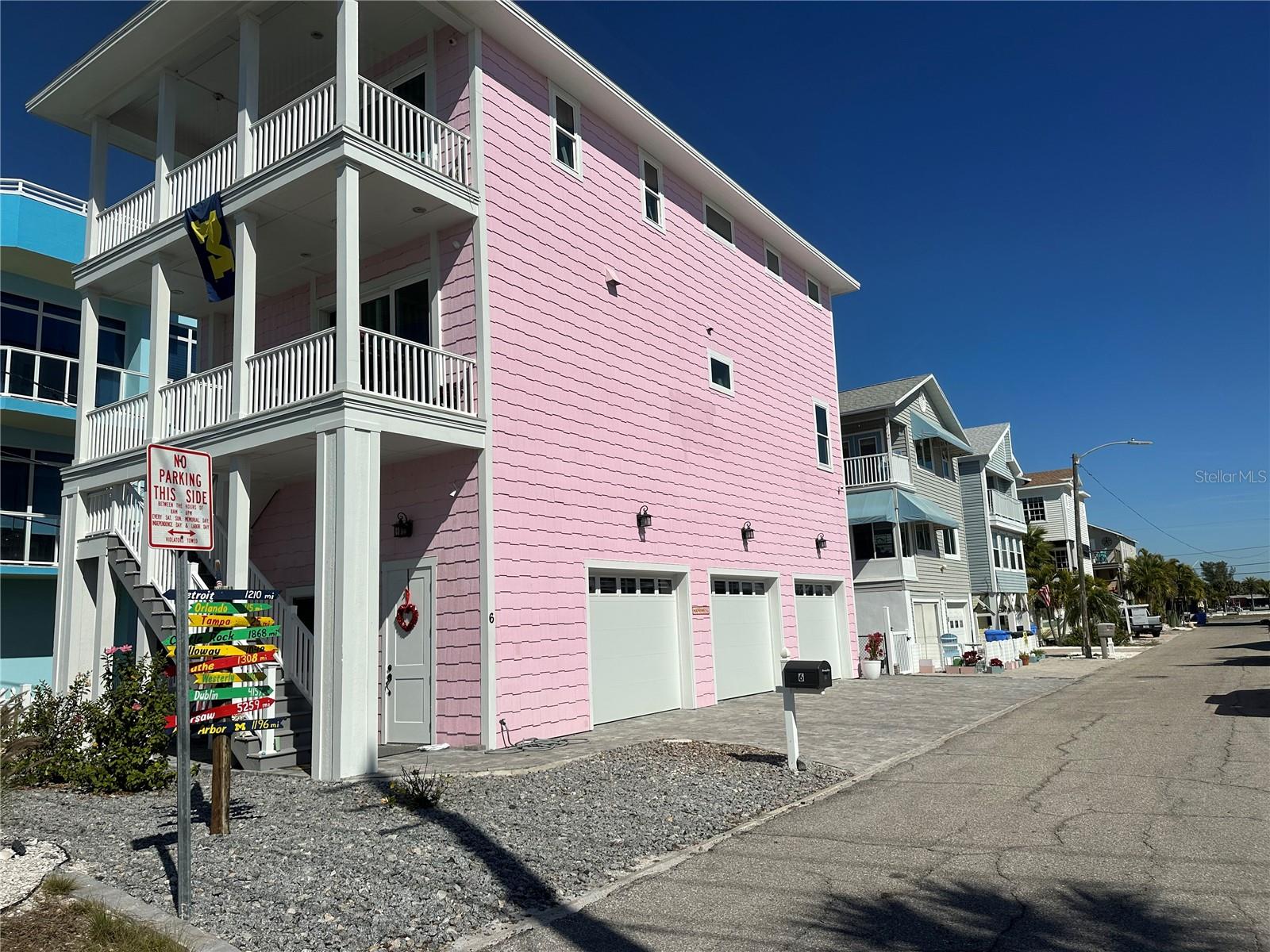 24 80TH TER, TREASURE ISLAND, FL, 33706