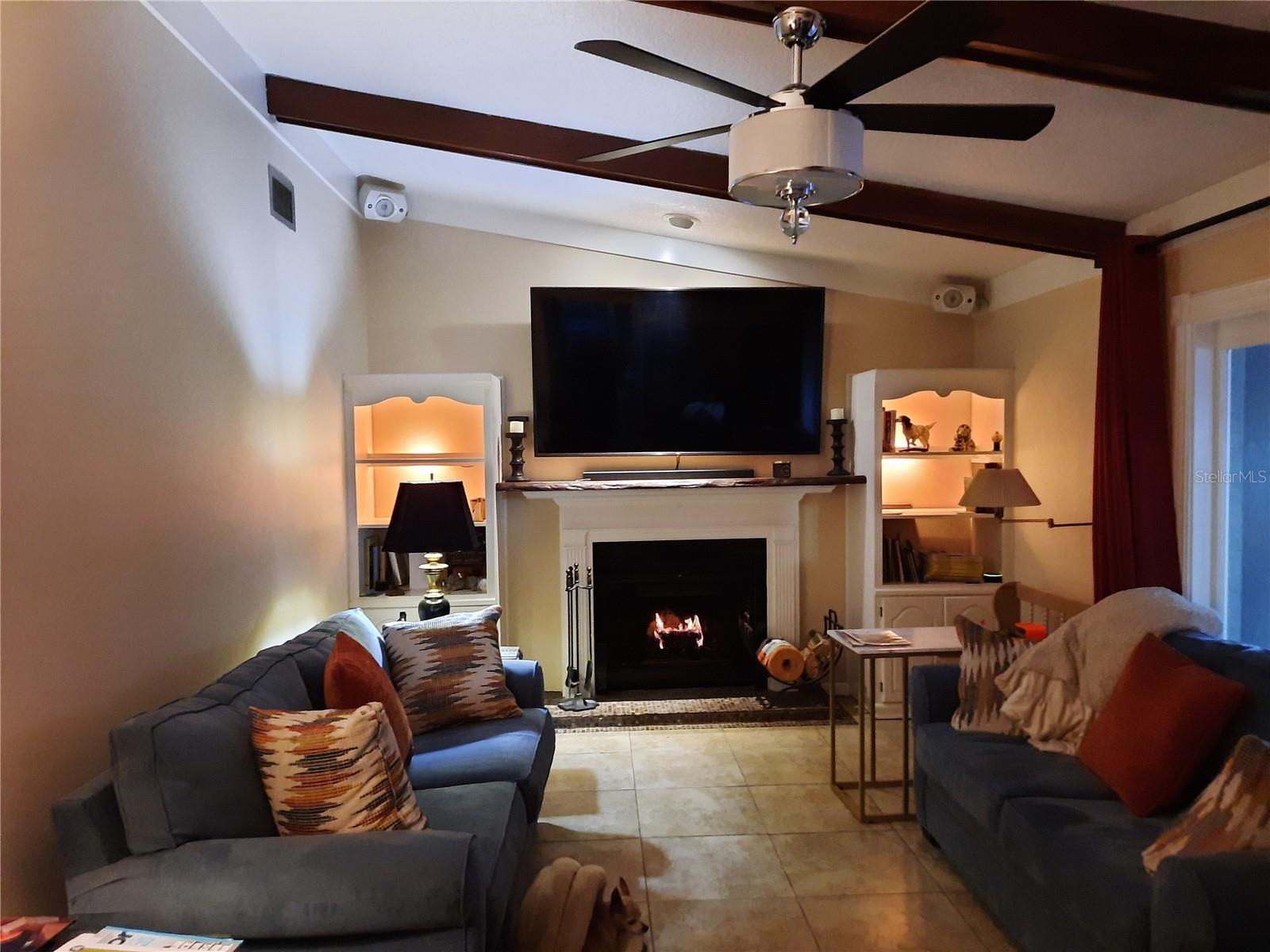 8602 LEIGHTON DR, TAMPA, FL, 33614