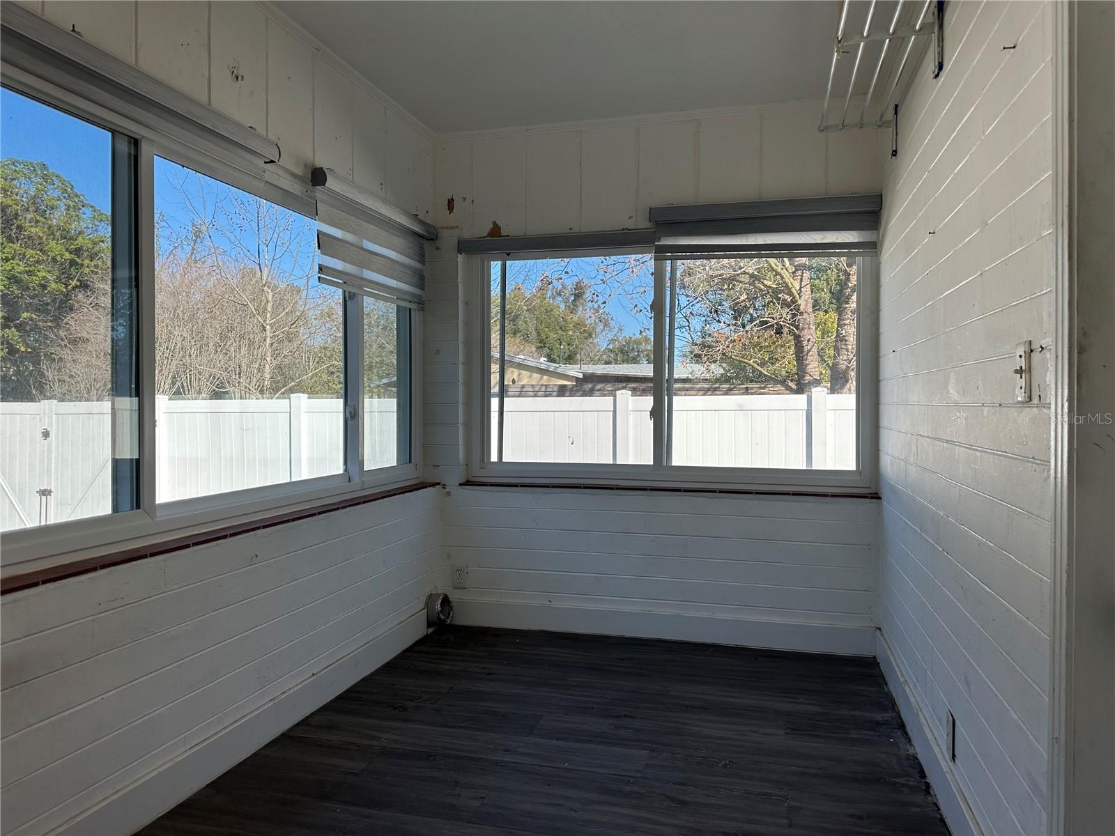 2443 E JERSEY AVE, ORLANDO, FL, 32806