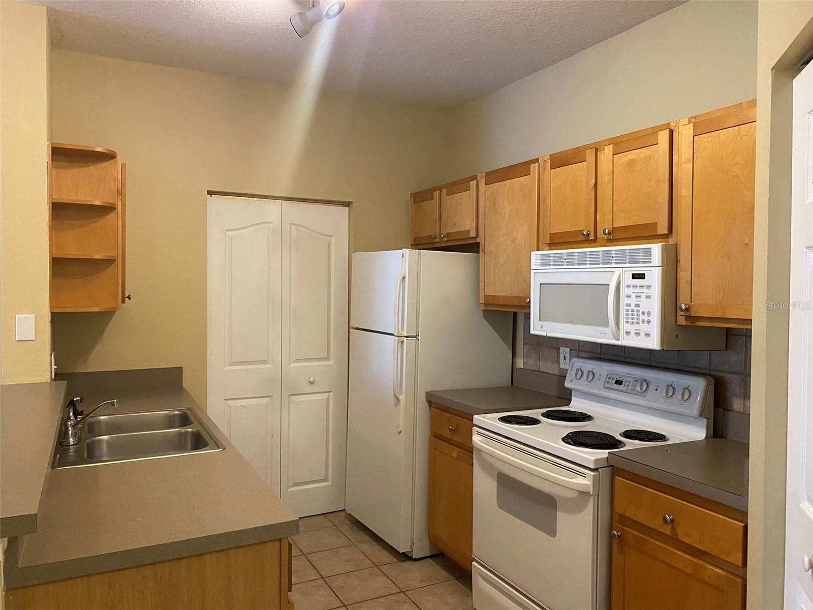 4207 S DALE MABRY HWY #11305, TAMPA, FL, 33611