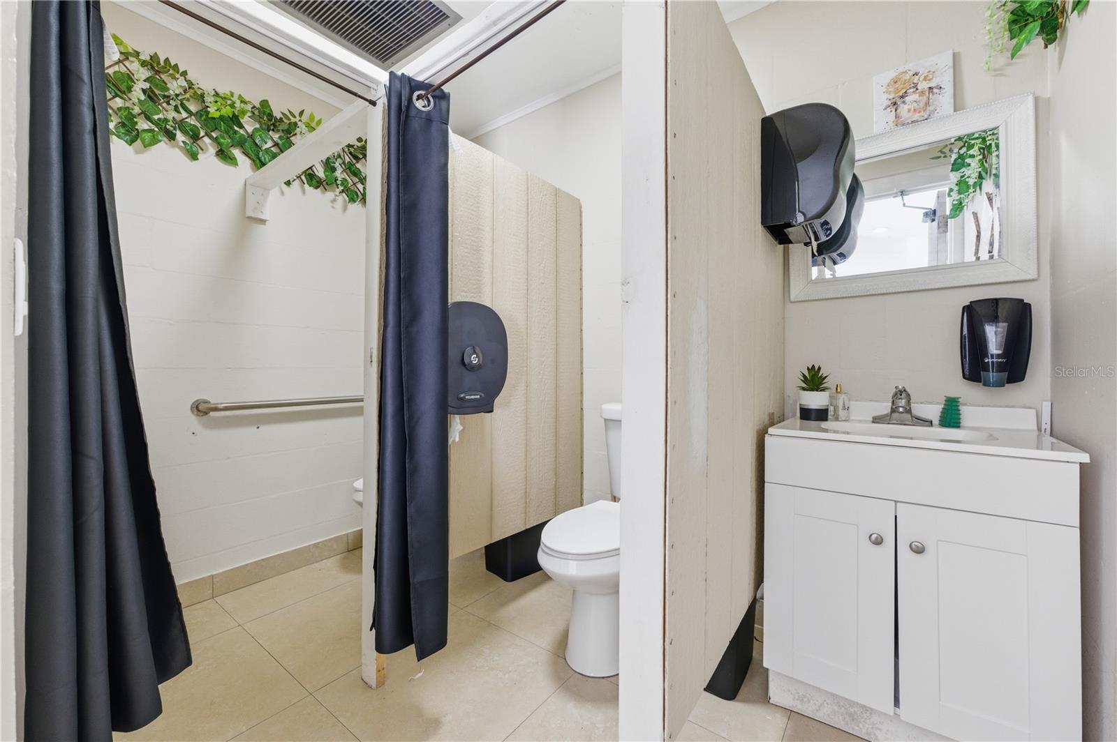 6104 POLK AVE NW, LAKELAND, FL, 33810