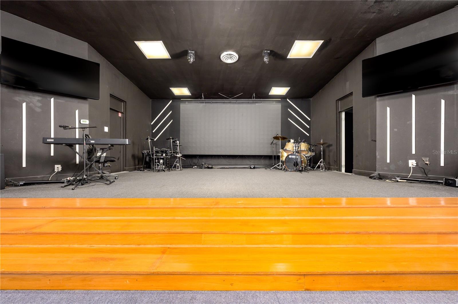 6104 POLK AVE NW, LAKELAND, FL, 33810