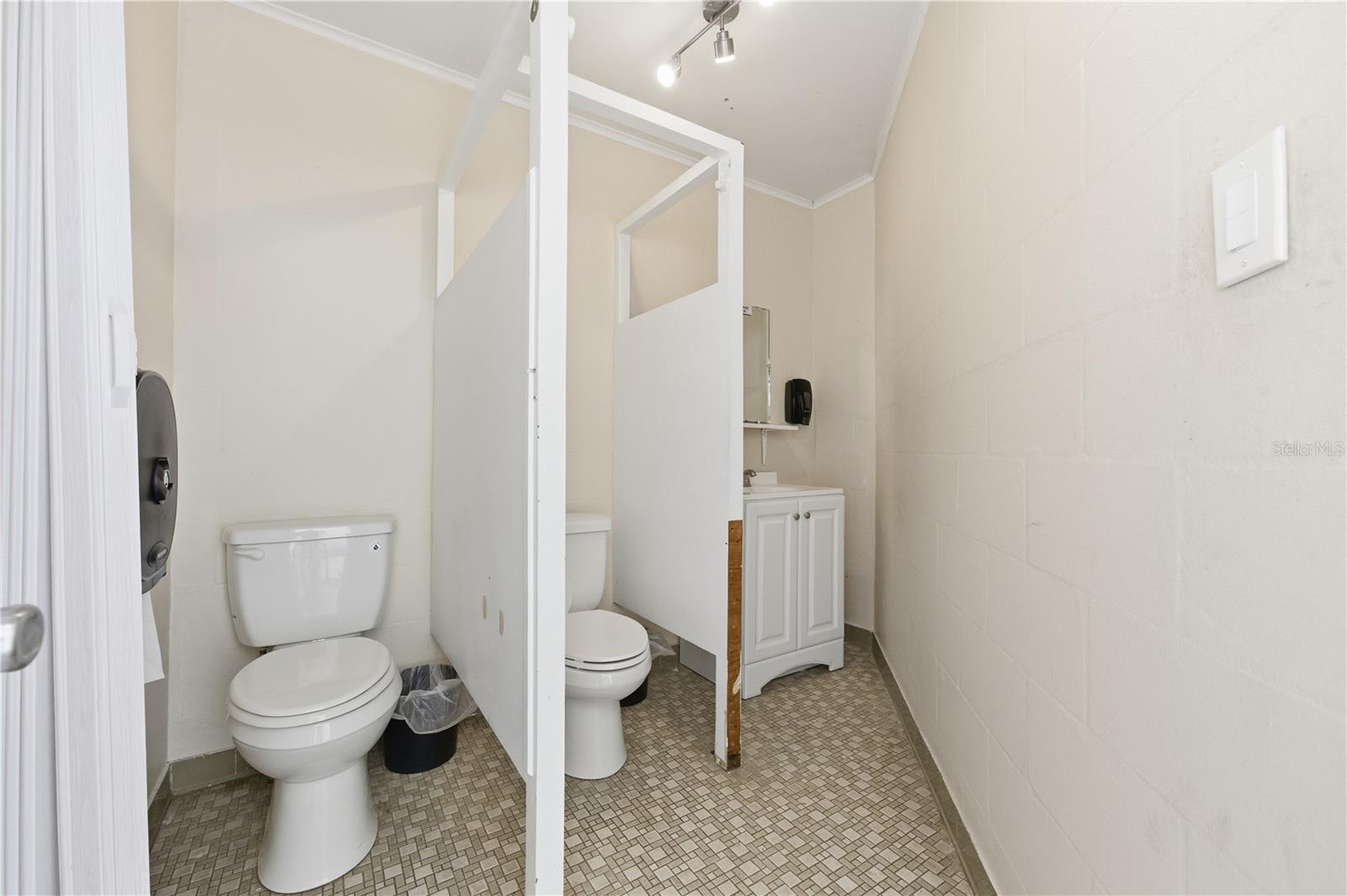 6104 POLK AVE NW, LAKELAND, FL, 33810