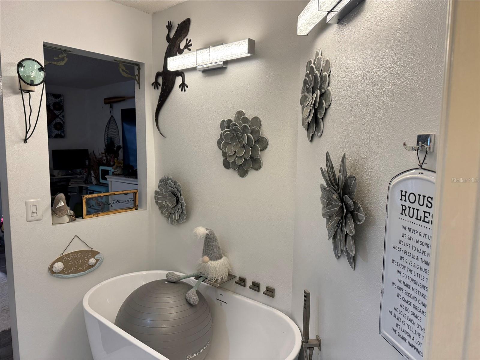 2111 VISTA DEL SOL CIR #403, LUTZ, FL, 33558