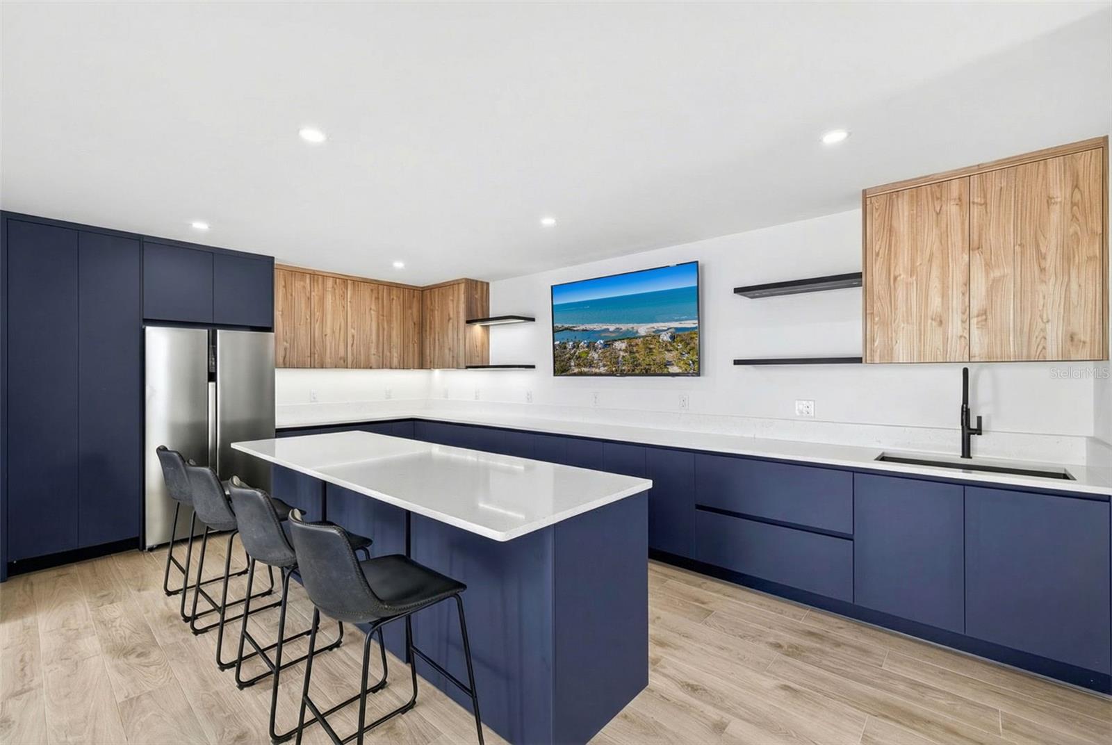 1825 NW 37TH AVE, CAPE CORAL, FL, 33993