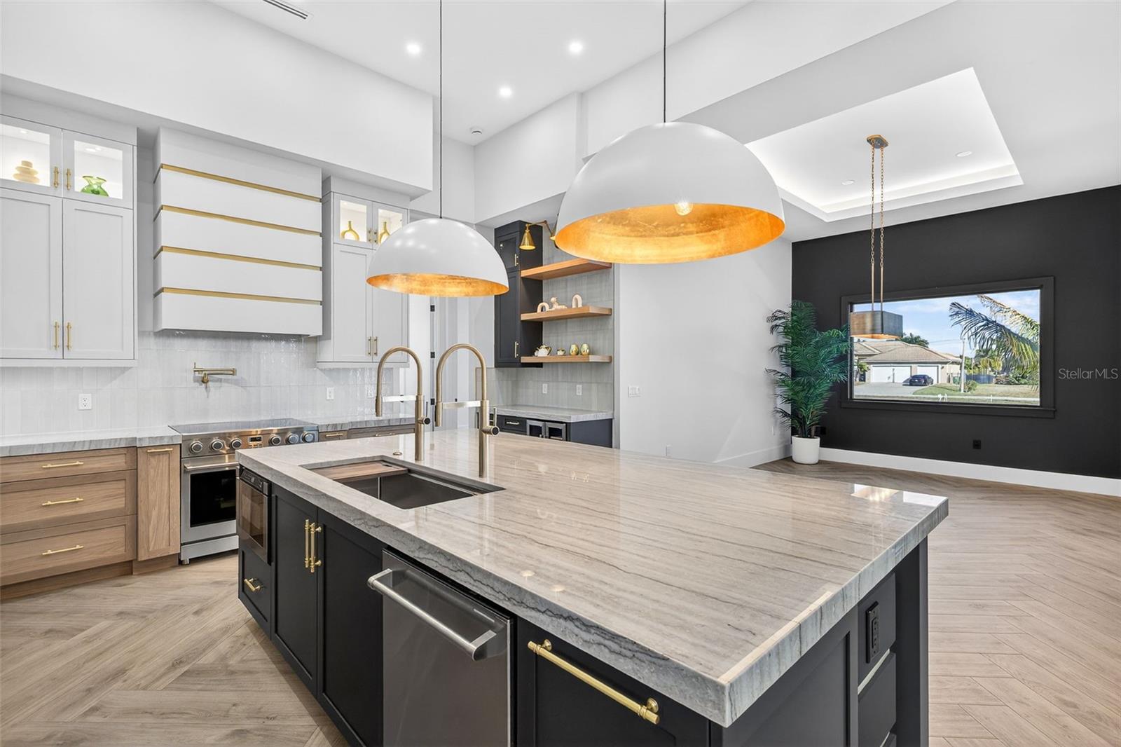 1825 NW 37TH AVE, CAPE CORAL, FL, 33993