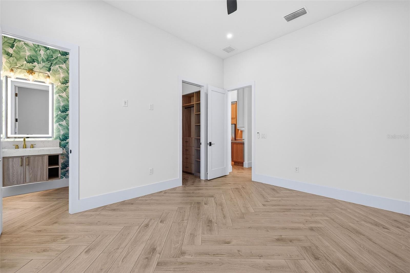 1825 NW 37TH AVE, CAPE CORAL, FL, 33993