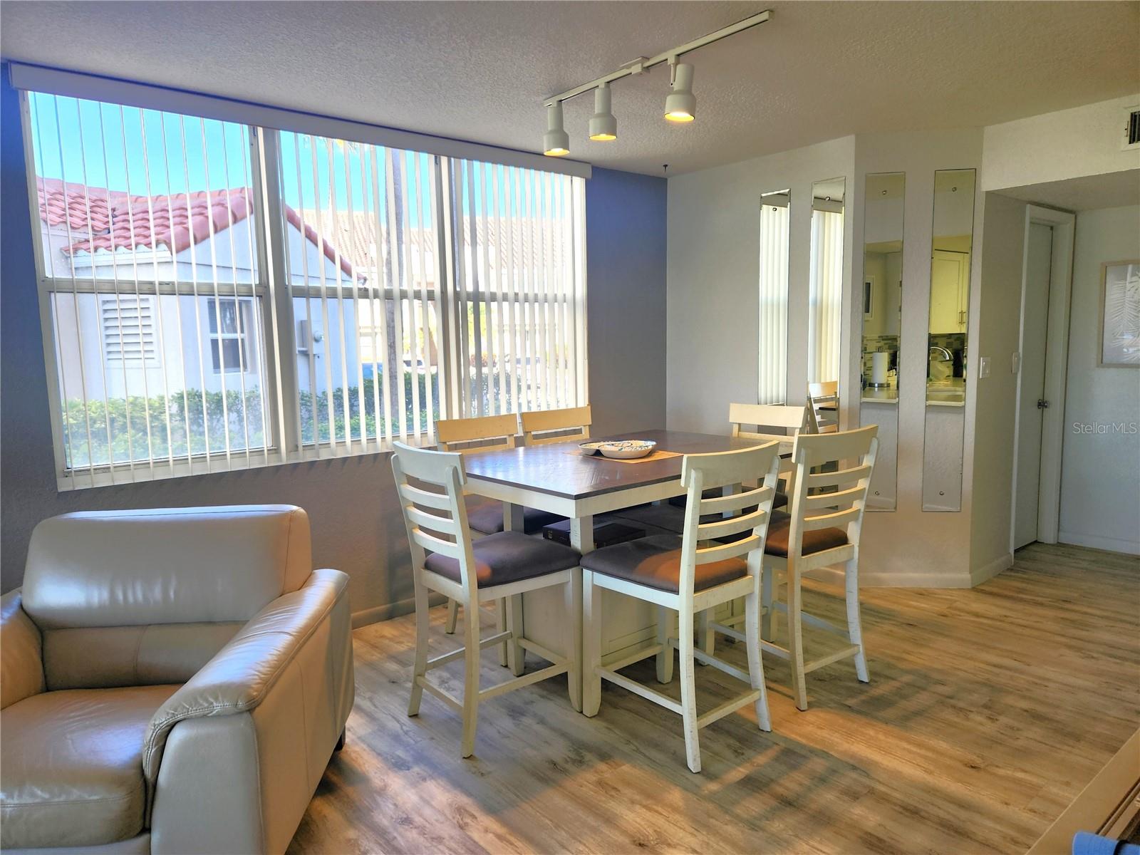 5901 BAHIA DEL MAR CIR #124, ST PETERSBURG, FL, 33715