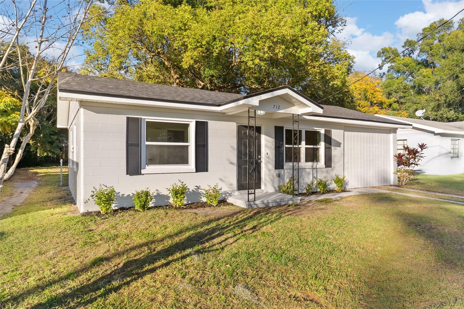 712 PILAKLAKAHA AVE, AUBURNDALE, FL, 33823