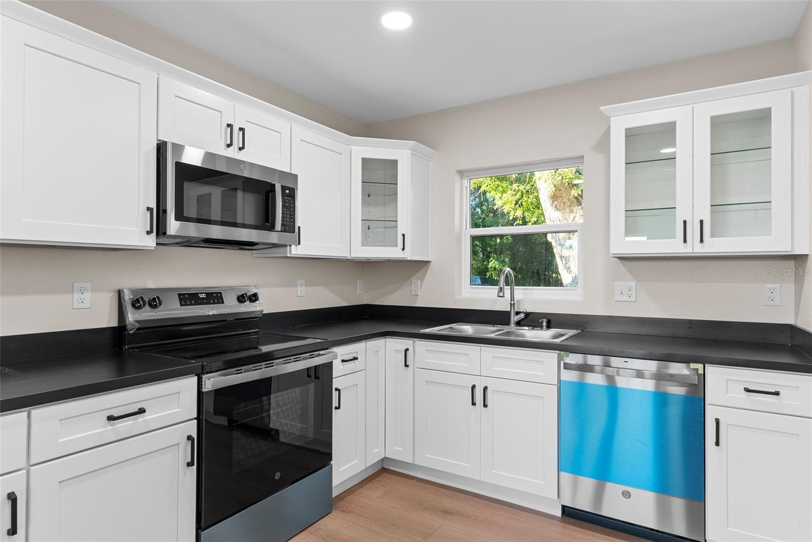 712 PILAKLAKAHA AVE, AUBURNDALE, FL, 33823