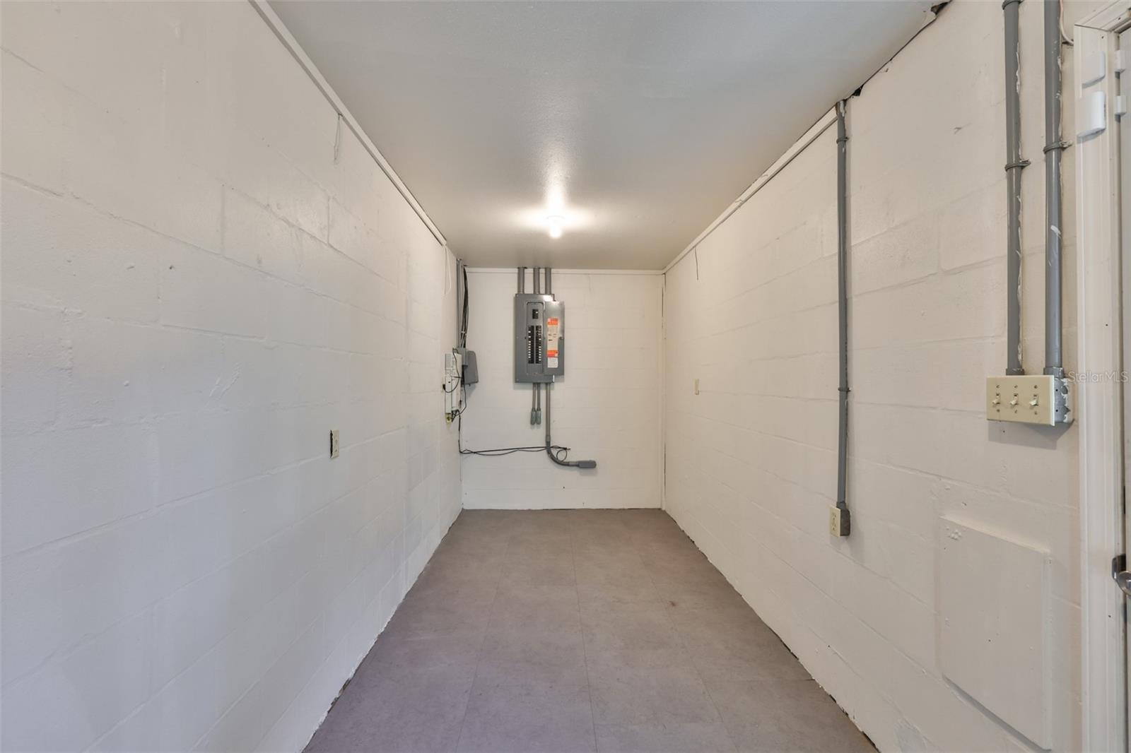 7201 E 21ST AVE, TAMPA, FL, 33619