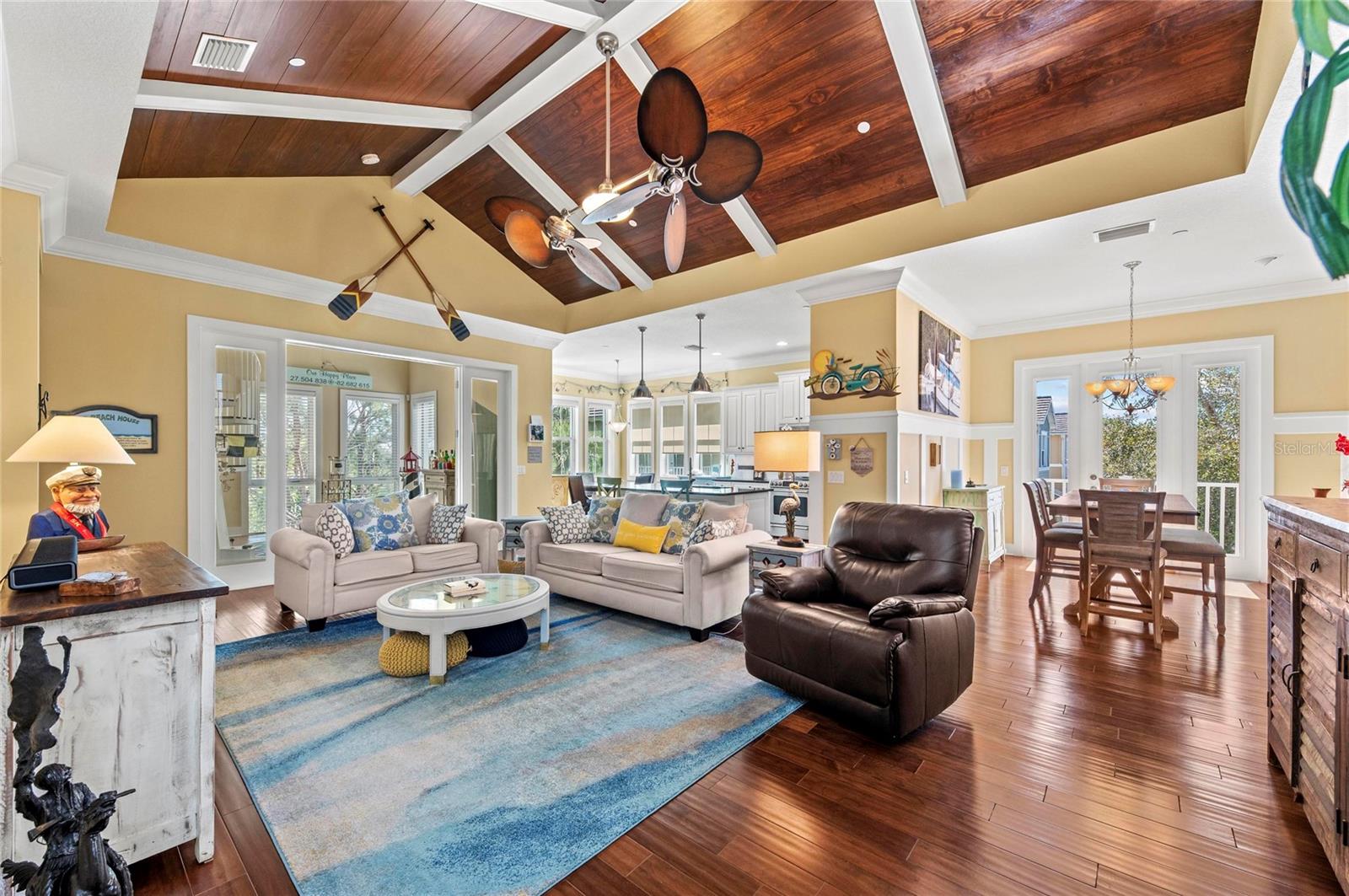 267 SAPPHIRE LAKE DR #202, BRADENTON, FL, 34209