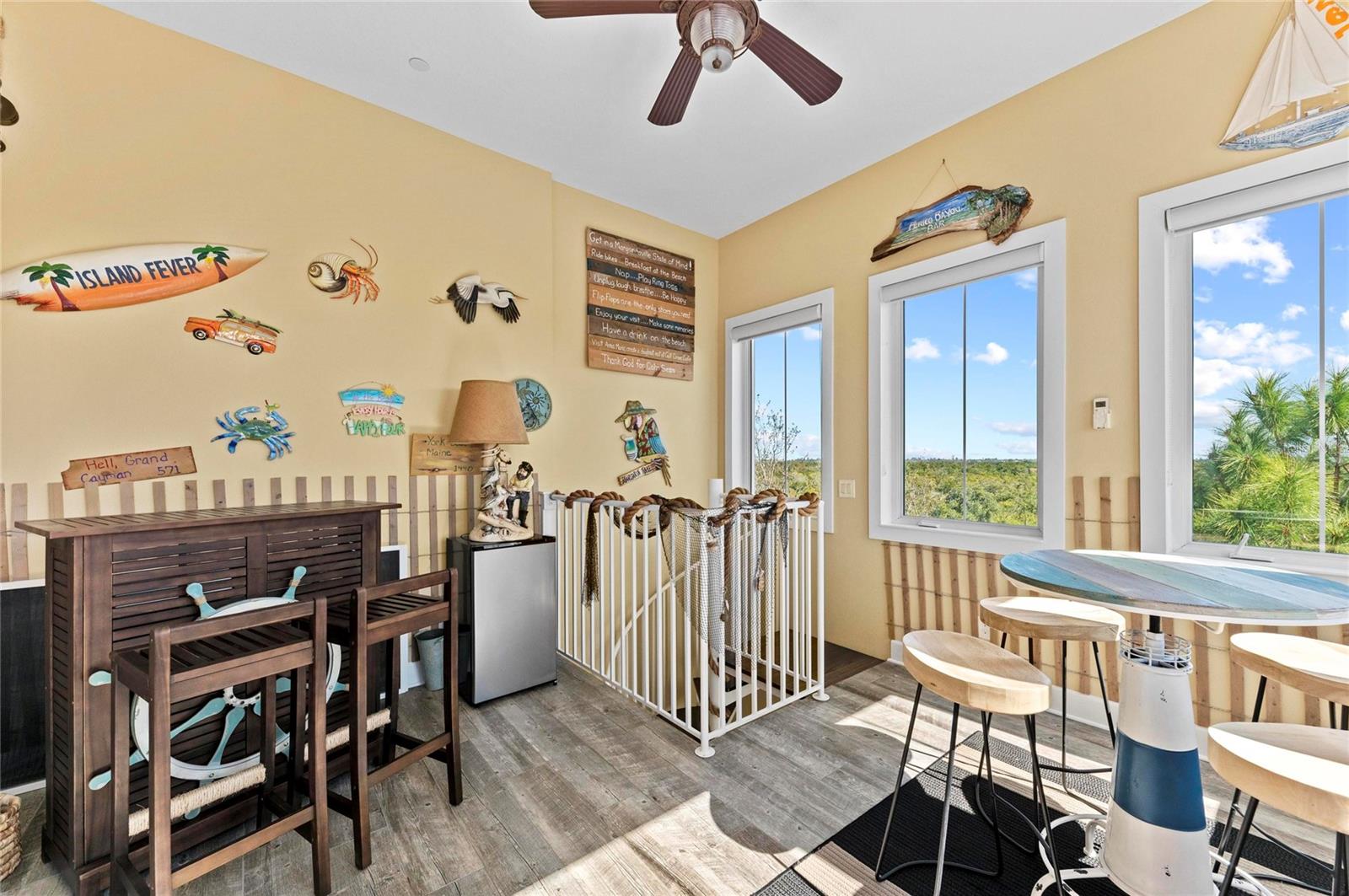 267 SAPPHIRE LAKE DR #202, BRADENTON, FL, 34209