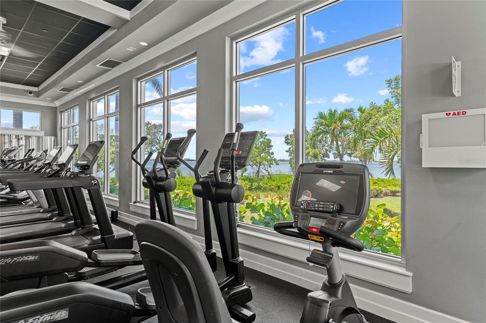 267 SAPPHIRE LAKE DR #202, BRADENTON, FL, 34209