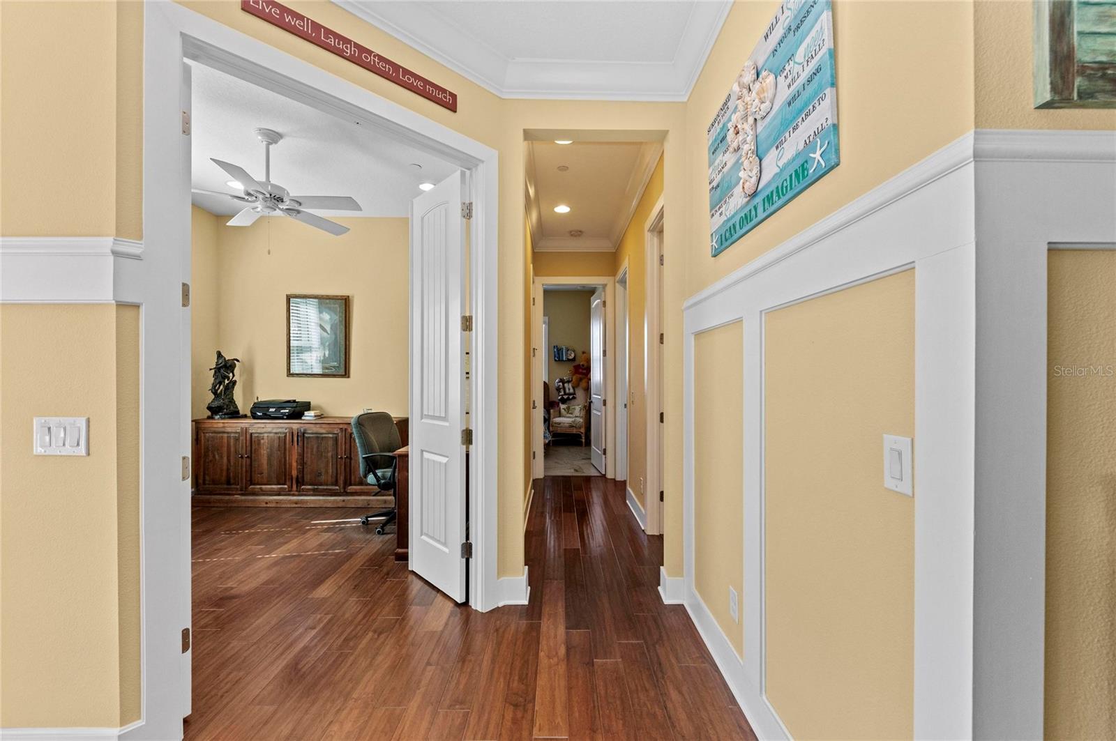 267 SAPPHIRE LAKE DR #202, BRADENTON, FL, 34209