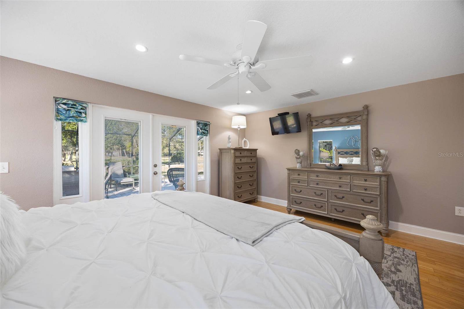 2120 MANGRUM DR, DUNEDIN, FL, 34698