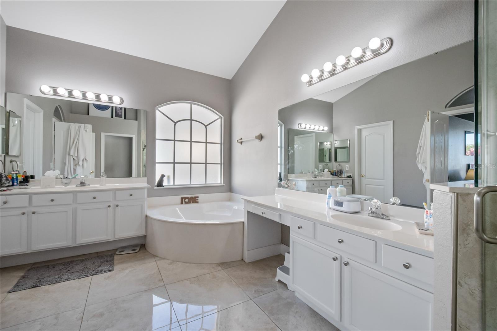 13927 MAGNOLIA GLEN CIR, ORLANDO, FL, 32828